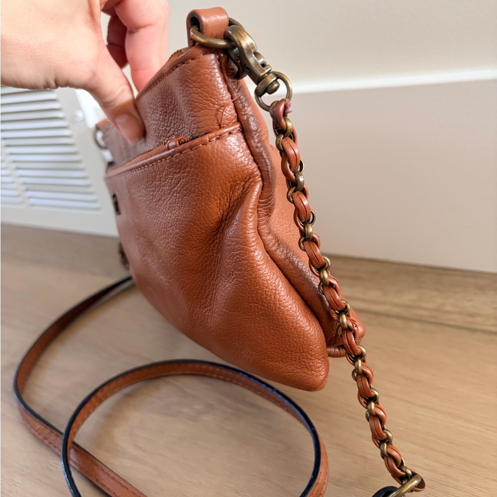 Elliott Lucca Brown Leather Convertible Crossbody Purse - Picture 3 of 8